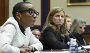 Arrecian las críticas contra la presidenta de Harvard por su gestión del antisemitismo