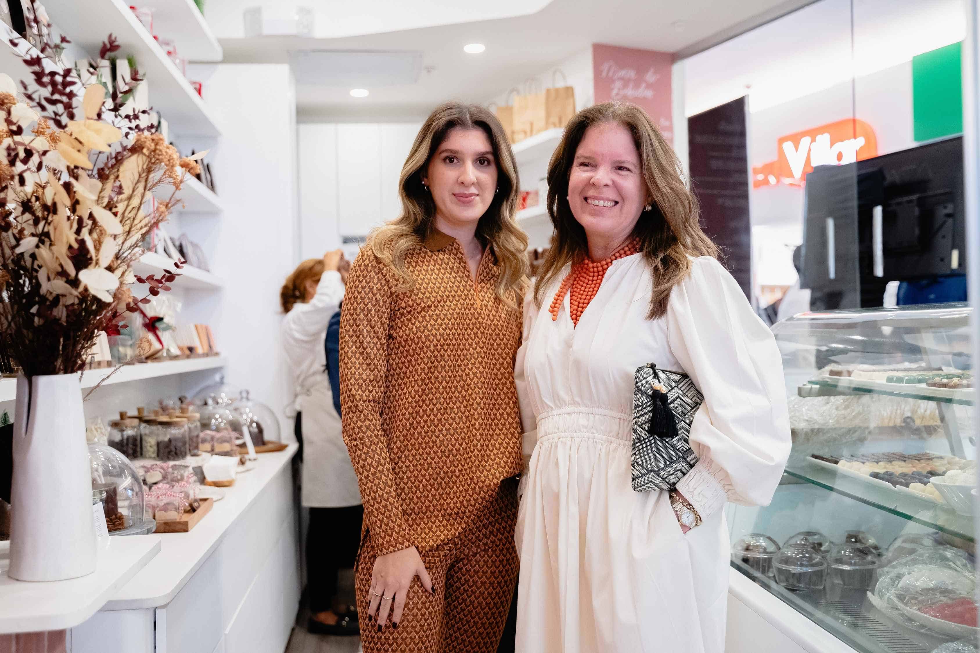 Rocío Abbott Pons y Windy Pons.