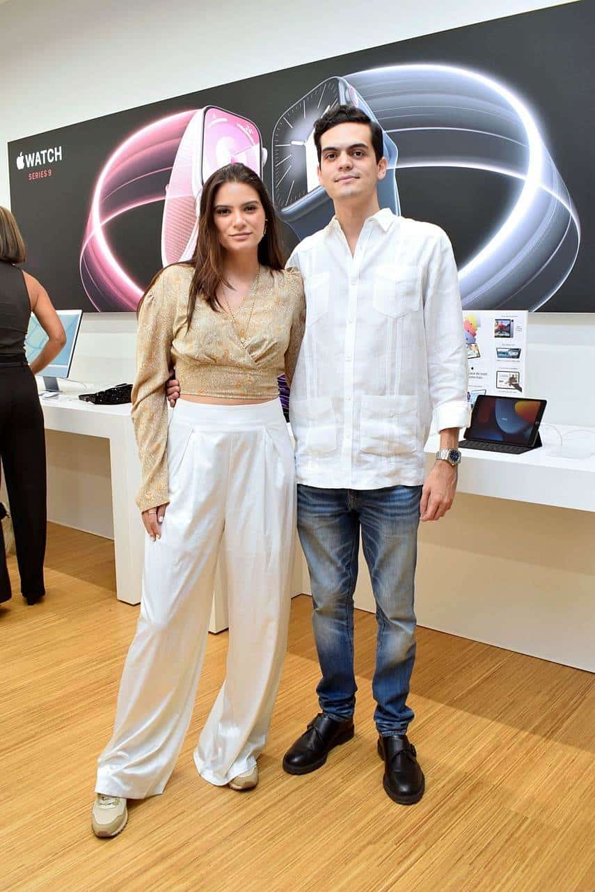 Alison aponte y Juan Jones.