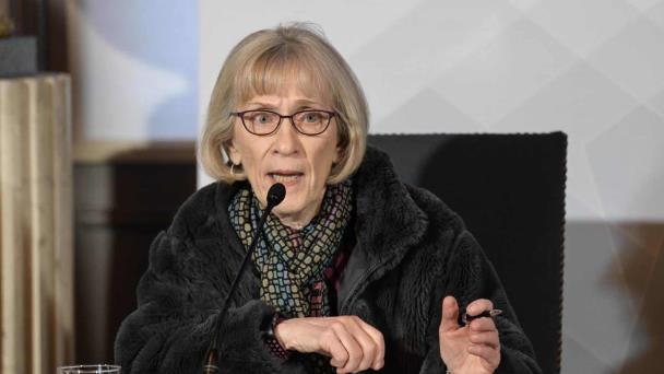 Nobel de Economía: el teletrabajo puede ayudar a estrechar la brecha laboral de género