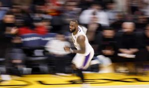 Lebron James listo para el espectáculo de la Copa NBA, enlutada por tiroteo de Las Vegas