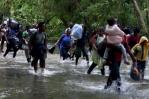 Récord de más de medio millón de migrantes han cruzado selva panameña este año