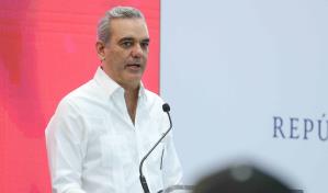 Presidente realiza lanzamiento de la cuarta entrega del bono navideño