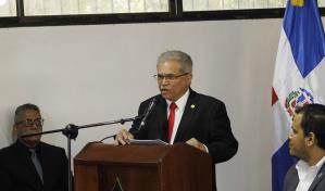 Waldo Ariel Suero se juramenta por sexta ocasión como presidente del Colegio Médico