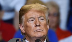 Jimmy Kimmel compara a Donald Trump con Sammy Sosa por sus respuestas evasivas