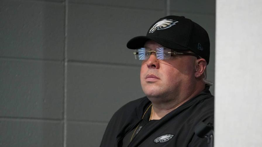 NFL veta un partido a jefe de seguridad de Eagles por altercado con jugador de 49ers NFL veta un partido a jefe de seguridad de Eagles por altercado con jugador de 49ers