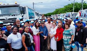 Alcalde Manuel Jiménez presenta flotilla de 50 camiones para circunscripción 3