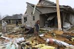 Tennessee busca recuperarse de tormentas y tornados que dejaron seis muertos y graves daños Tennessee busca recuperarse de tormentas y tornados que dejaron seis muertos y graves daños