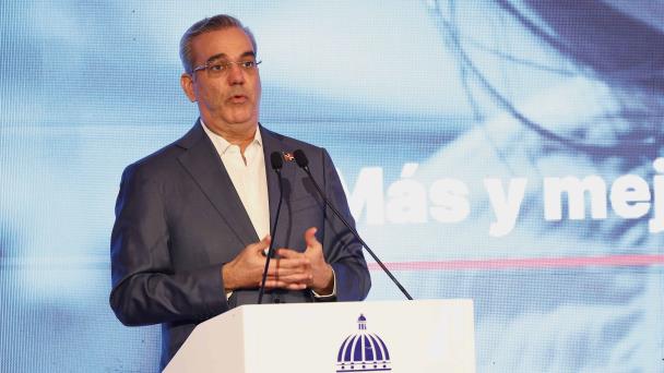 Abinader presenta programa para fomentar el teletrabajo en RD