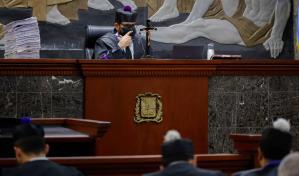 Abogado de Medusa alega por segunda vez que no está preparado y juez aplaza caso contra Jean Alain