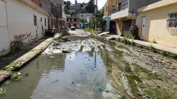 En el barrio Arroyo Bonito de Manoguayabo se sienten abandonados