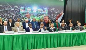 Fuerza del Pueblo presenta miembros de su Comité Nacional de Campaña