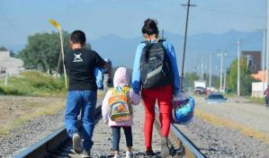 Estudio pionero muestra que ayuda económica mejora oportunidades de familias inmigrantes