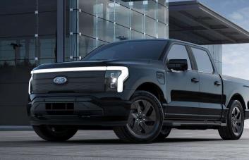 Ford recorta a la mitad la producción de su camioneta eléctrica por la caída de la demanda