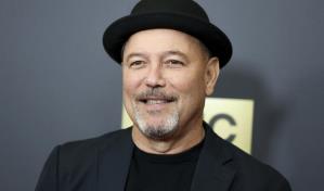 Rubén Blades lidera firmas para sello conmemorativo del prolífico compositor Tite Curet