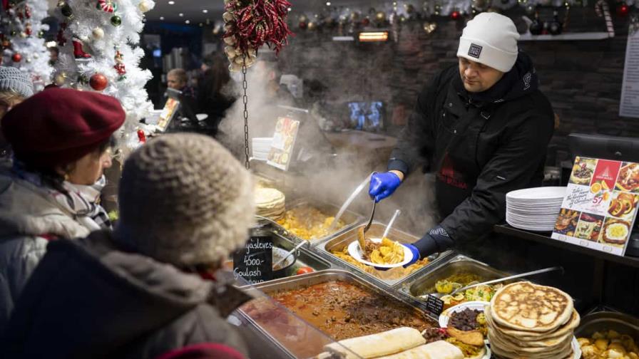 Inflación golpea los mercados navideños en Hungría