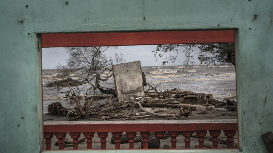 Los últimos habitantes de un pueblo costero mexicano destruido por el cambio climático