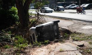 “Los cinturones salvan vidas”, afirma conductora tras vuelco de su carro en sector Los Jardines