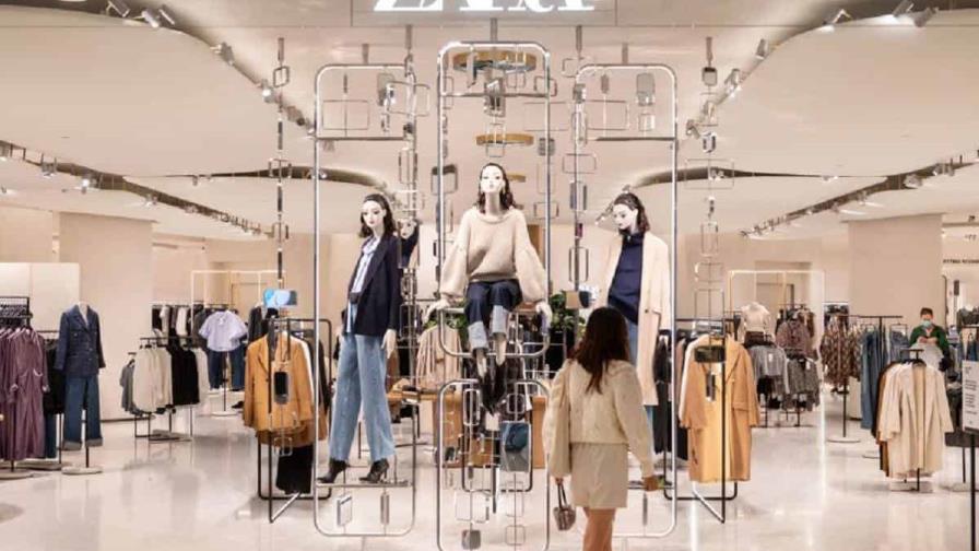 El grupo textil español Inditex, dueño de Zara, gana un 32.5 % más de febrero a octubre