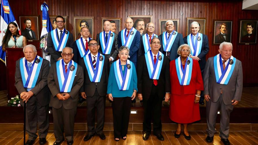 El Instituto Duartiano juramenta a miembros honorarios