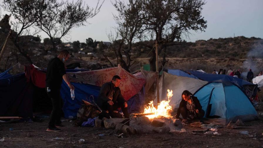 Migrantes malviven en el desierto: nueva normalidad en la frontera de EEUU