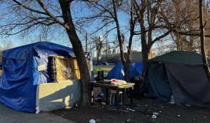 Llegada masiva de migrantes acerca a Chicago a una crisis humanitaria