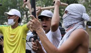 Disturbios y protestas en Paraguay por reforma a ley de jubilaciones que permite invertir los fondos
