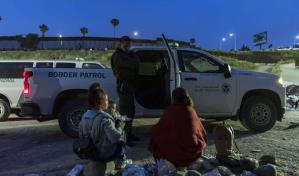 Los demócratas quieren reanudar las expulsiones en caliente a cambio de ayuda para Ucrania