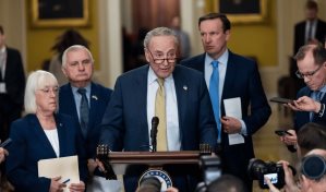 El Senado de EE.UU. aprueba un presupuesto para Defensa de 886,000 millones de dólares