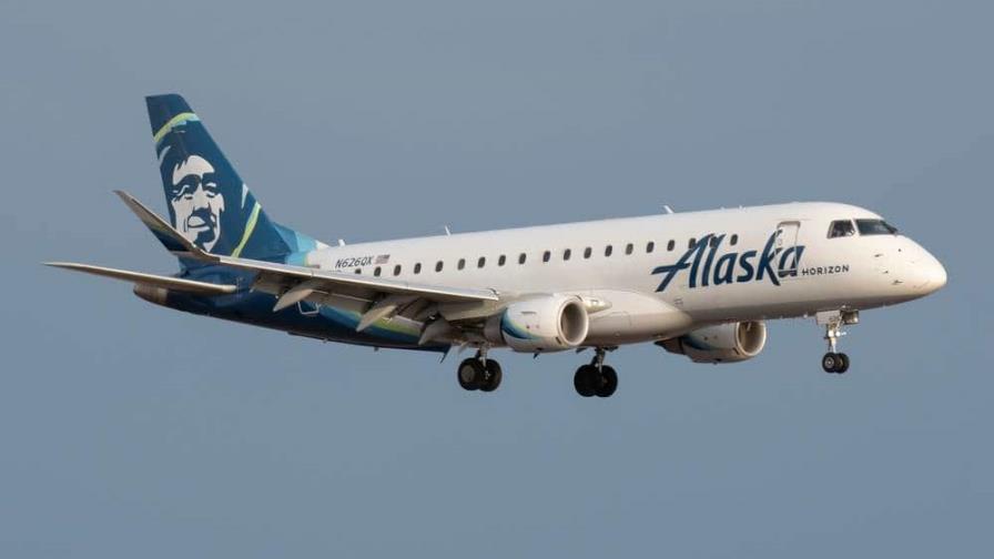 Liberan a piloto acusado de intentar de derribar un vuelo de Alaska Airline