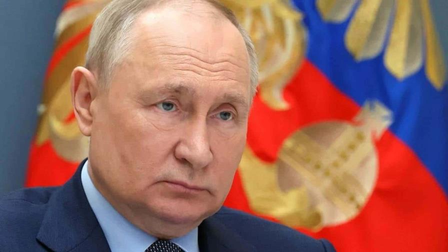 Putin defiende desarrollo de la inteligencia artificial tras pregunta de su doble virtual