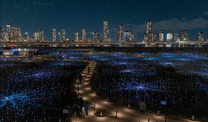 La Freedom Plaza de Nueva York se enciende con una instalación luminosa de Bruce Munro