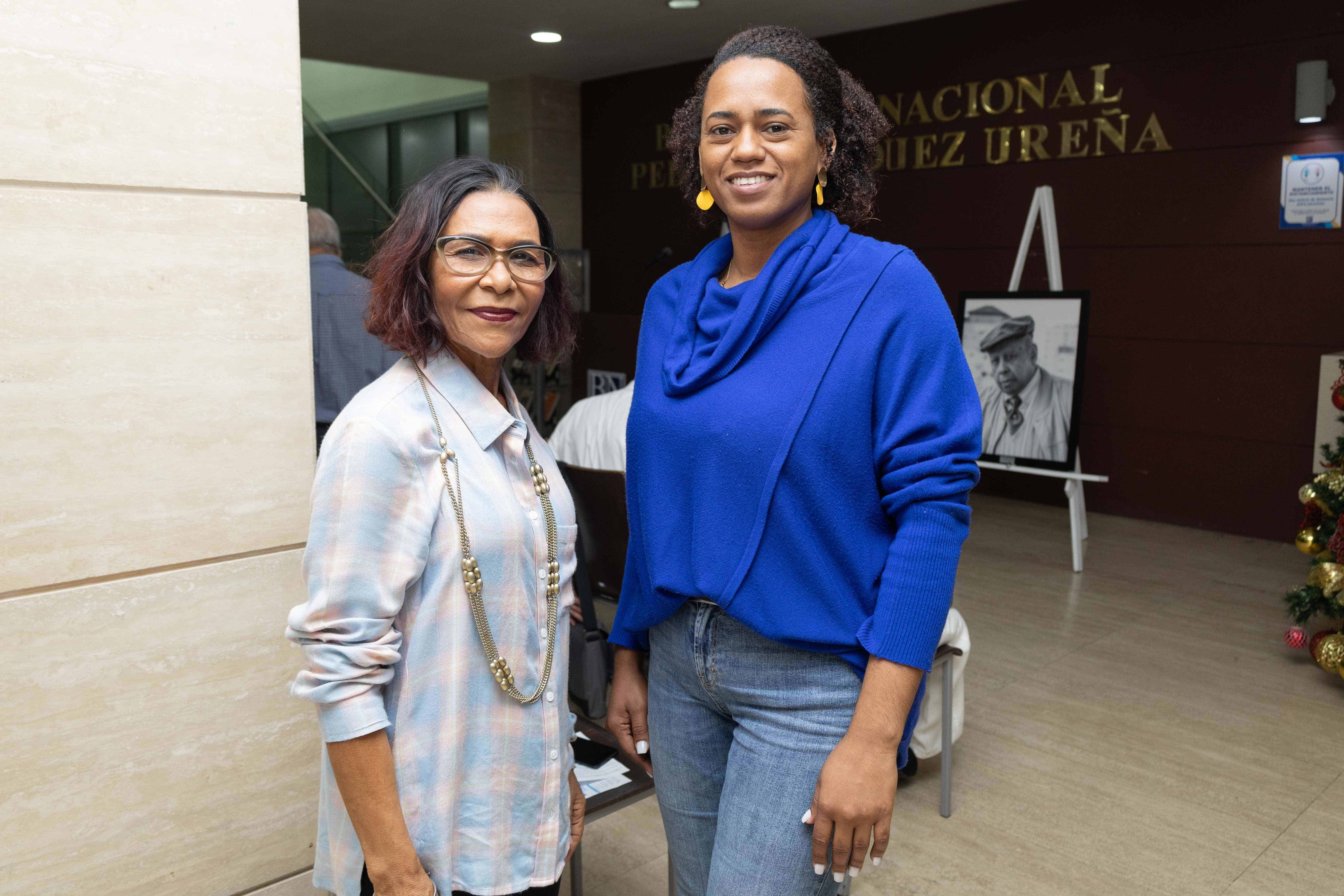 Carmen Polanco y Glennys Reyes.