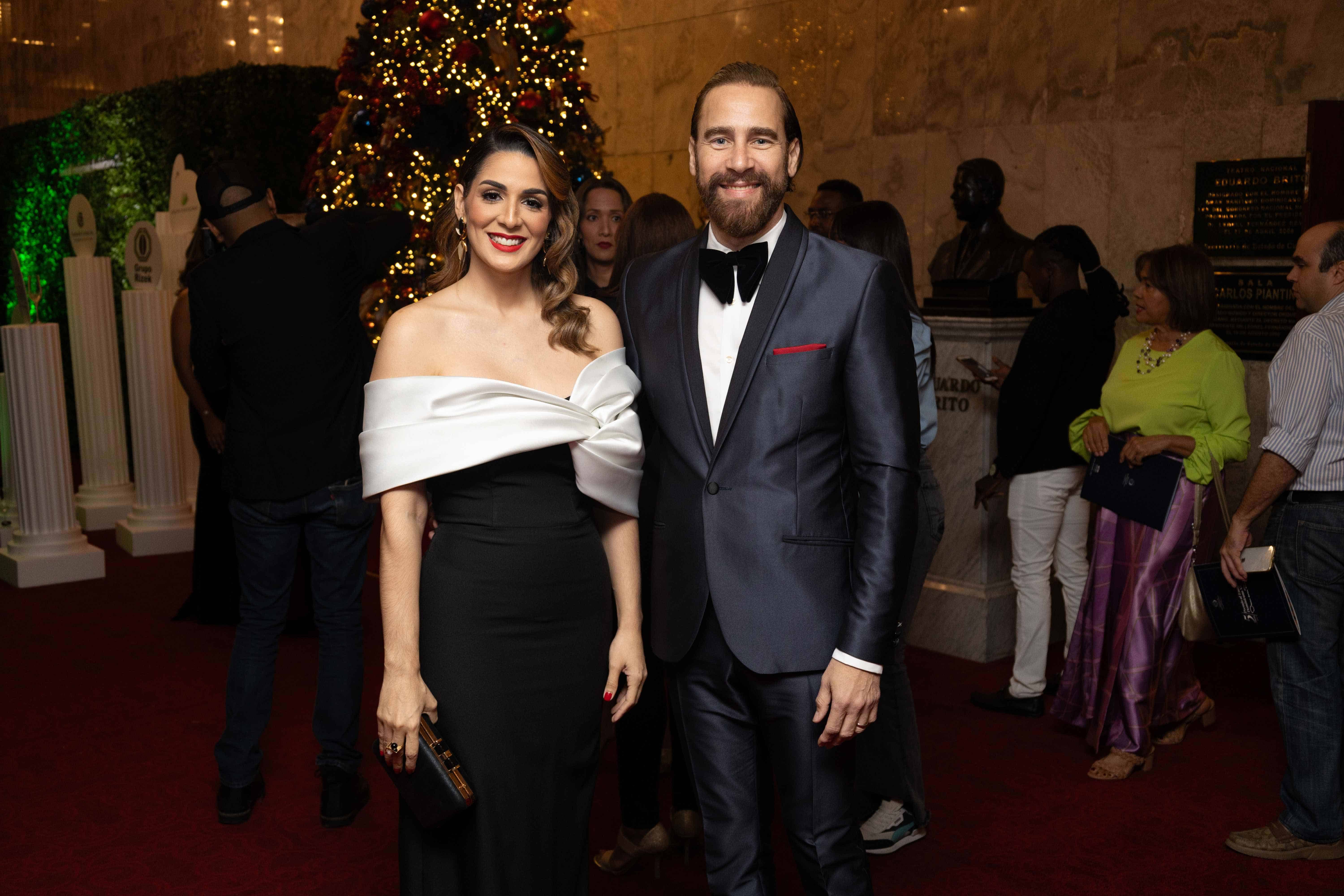 Laura Pérez Rojas y Carlos de la Mota 