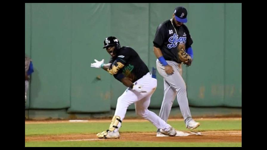 Las Estrellas rozan la clasificación ante un Licey que se tambalea