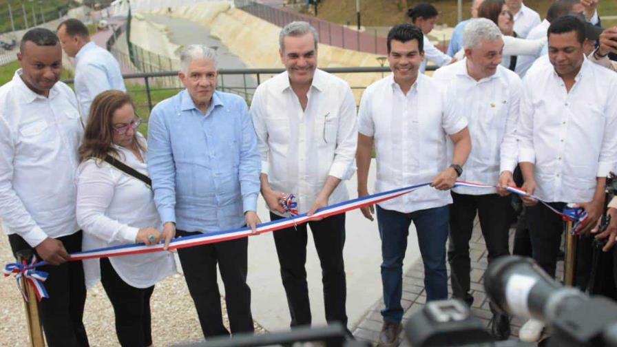 Abinader inaugura segunda etapa del saneamiento del arroyo Gurabo en Santiago