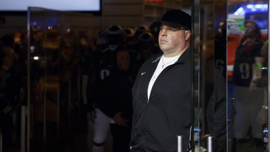 NFL veta de la línea de banda el resto de la temporada a Dom DiSandro, jefe de seguridad de Eagles