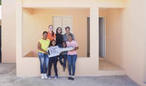 Jompéame y Altice entregan vivienda a familia de escasos recursos