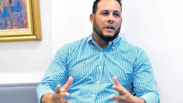 Erick Almonte fue reelecto presidente de Fenapepro