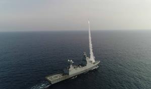 Estados Unidos asegura que derribó 14 drones yemeníes en el mar Rojo