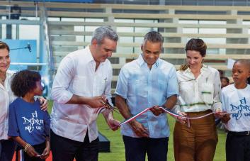 Presidente Abinader inaugura primera etapa de proyecto Nuevo Domingo Savio