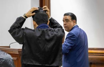Abogado dice que buscan hoy una coerción “razonable” para Alexis Medina Sánchez