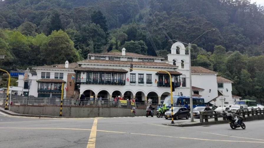 Buscan a 10 jóvenes perdidos desde el fin de semana en el cerro de Monserrate en Bogotá