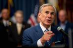 El gobernador de Texas firmará ley que convierte en crimen la entrada ilegal desde México