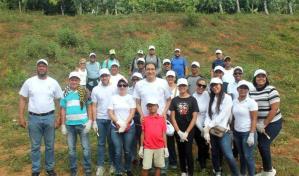 Fundaci&oacute;n Horizontes de Paz siembra m&aacute;s de 3,500 &aacute;rboles a orillas del r&iacute;o Cevicos