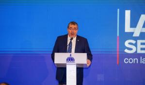 Presidente electo de Guatemala dice que su país "analizará" el tema del visado a dominicanos