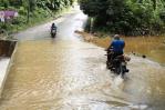Amplían búsqueda de hombre desaparecido tras desborde de río en Monte Plata
