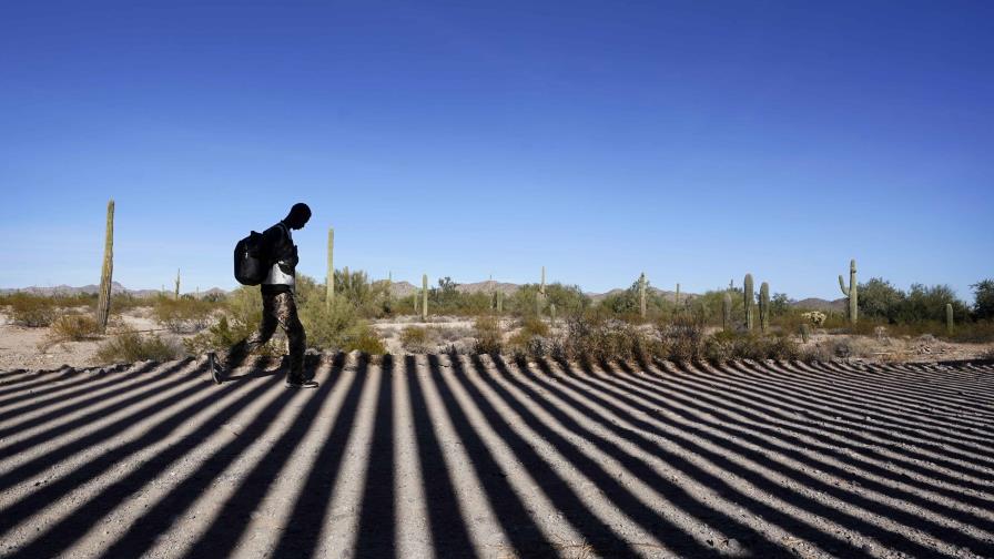 Aumentan los cruces ilegales en frontera EEUU-México mientras el Congreso debate límites al asilo