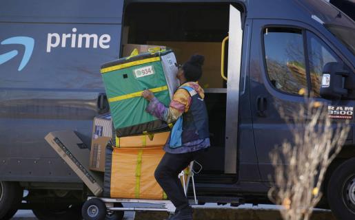 Abinader anuncia que Amazon Air llega a RD con siete vuelos semanales y 770 toneladas de capacidad