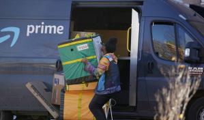 Minoristas en EEUU reducen tiempos de entregas para competir con tiendas chinas
